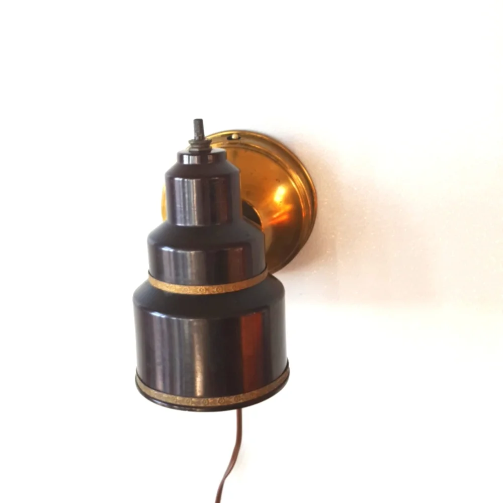 1940s Wall Lamp Bakelite Brown Brass Base 2 Floral Bands Details Task Work Desk